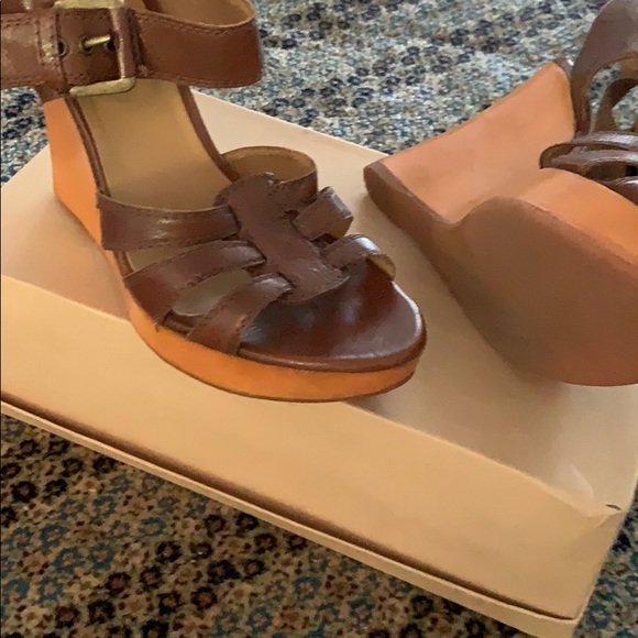 Stuart Weitzman sandals - Picture 3 of 4